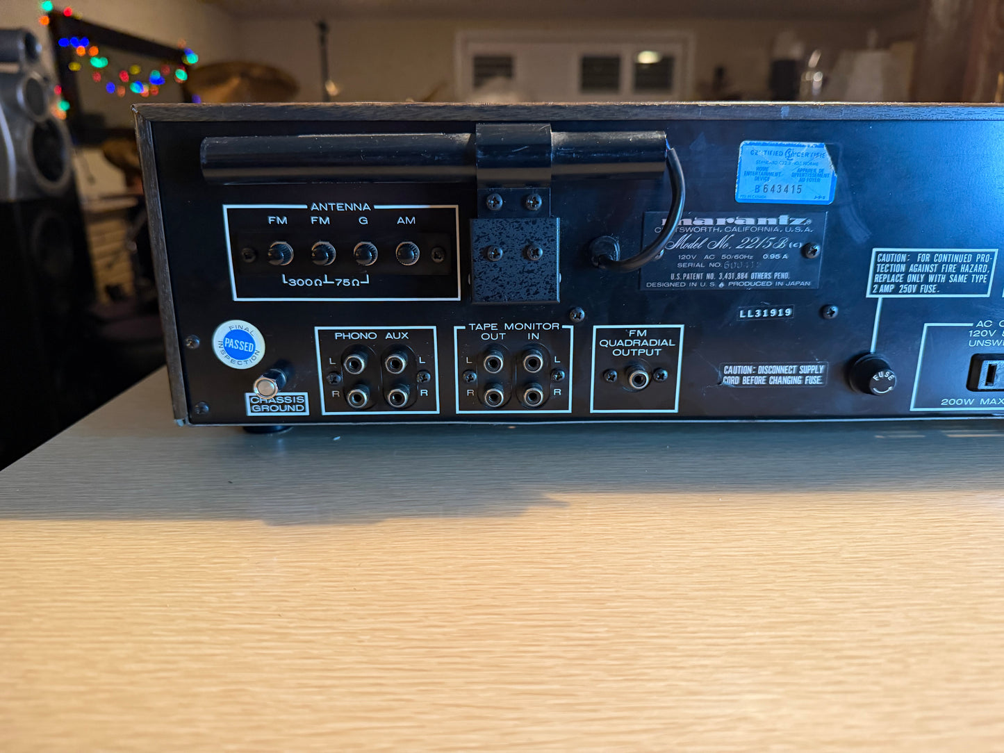 MARANTZ 2215B VINTAGE AM/FM STEREO RECEIVER NEW BULBS RECAPPED NEAR MINT WOW🔥
