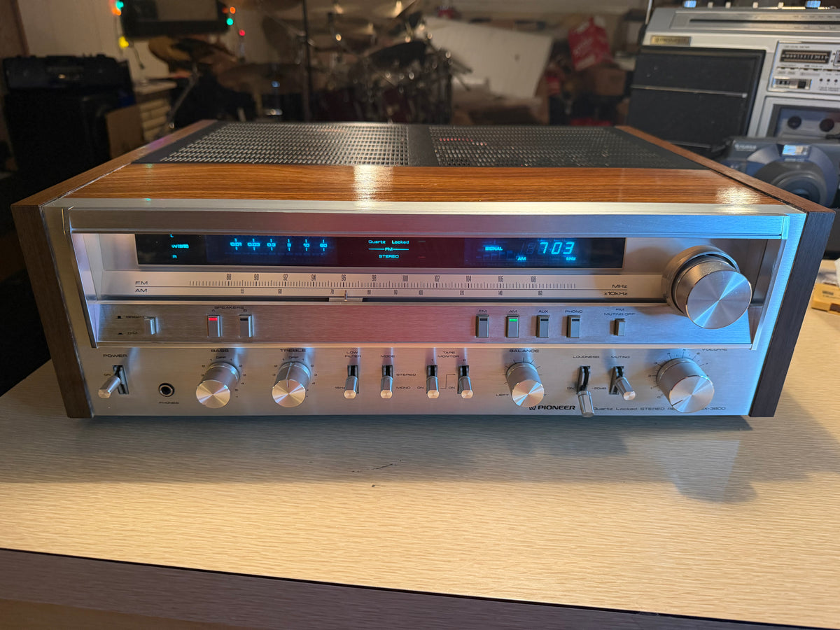 Vintage Pioneer SX-3800 Receiver Amplifier Near Mint FRESH Servicing Recapped🎶