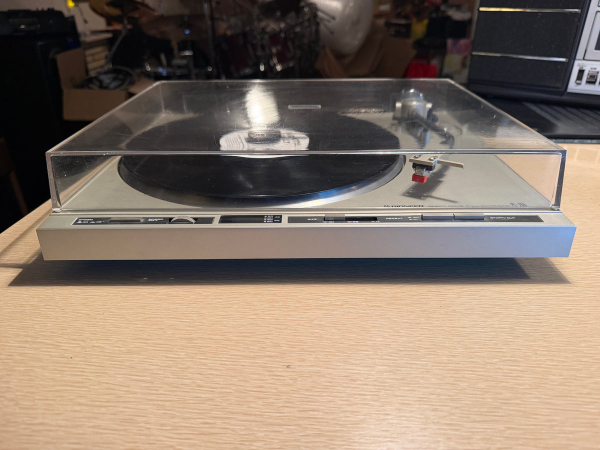 Vintage 1979 Pioneer PL-255  Turntable Direct Drive Fully Automatic Serviced🎶🔥
