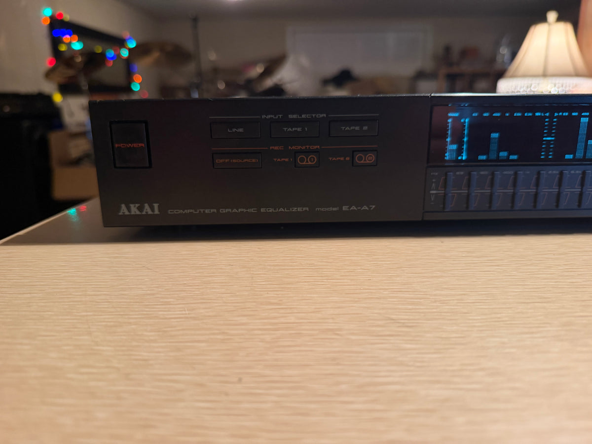 AKAI EA-A7 Digital Graphic Equalizer+Large Spectrum Analyzer Freshly Serviced🎶