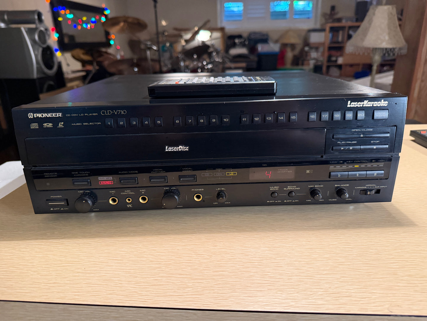 Pioneer CLD-V710 Laserdisc Karaoke Tested Works Cleaned Excellent Shape W/Remote