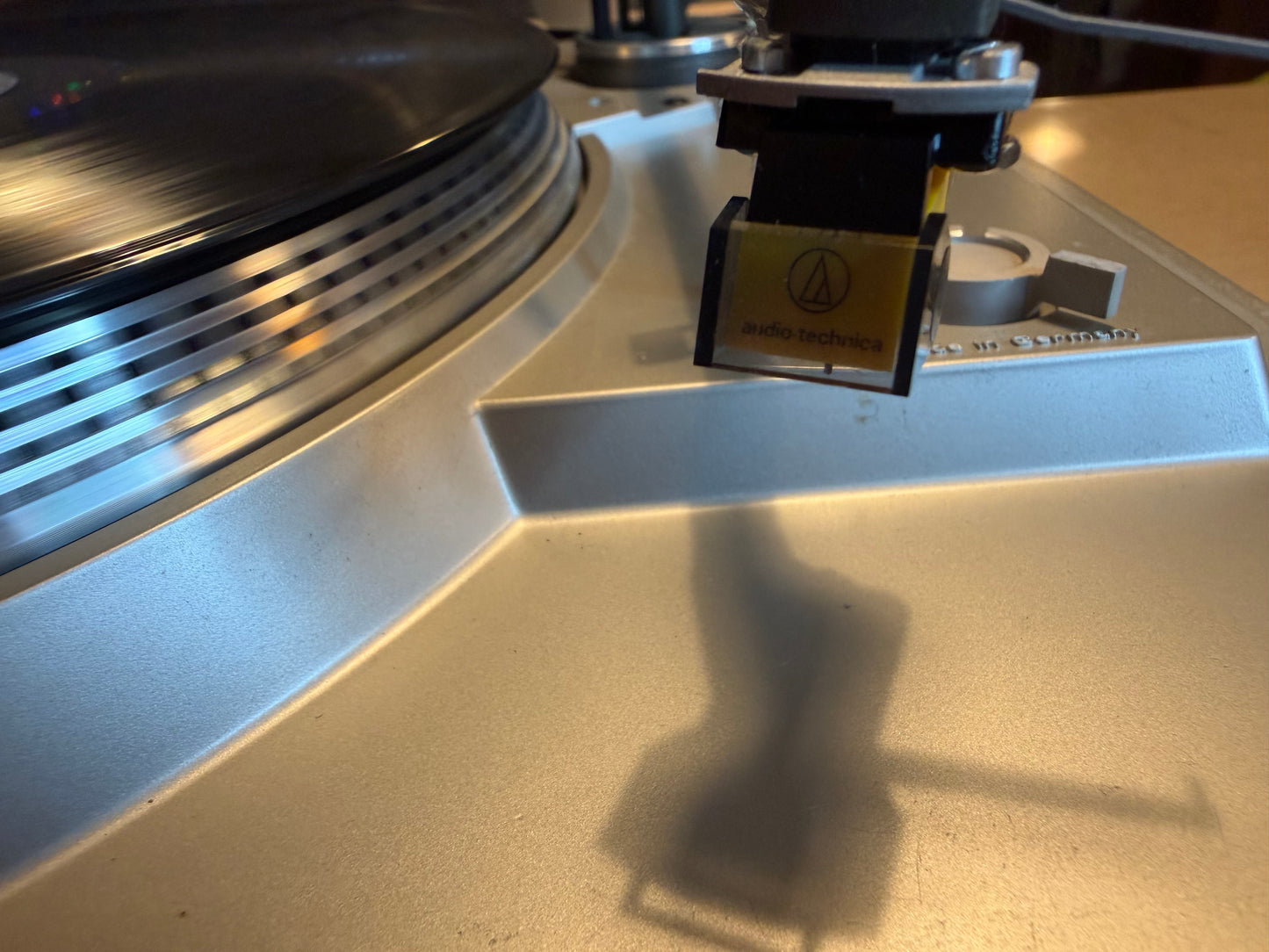 Dual CS 608 Direct Drive turntable Works Well Beautiful Piece Please Read