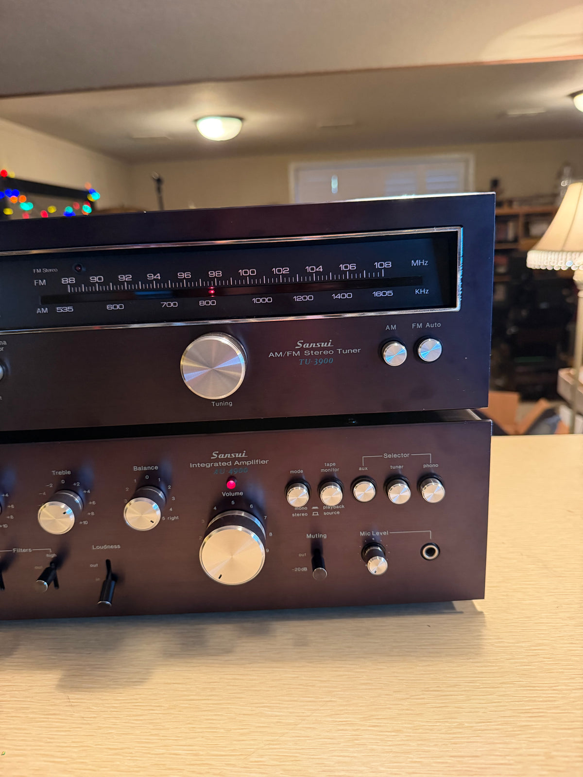 Sansui TU - 3900 AM/FM Stereo Tuner &  AU - 4900 Integrated Amplifier (serviced)