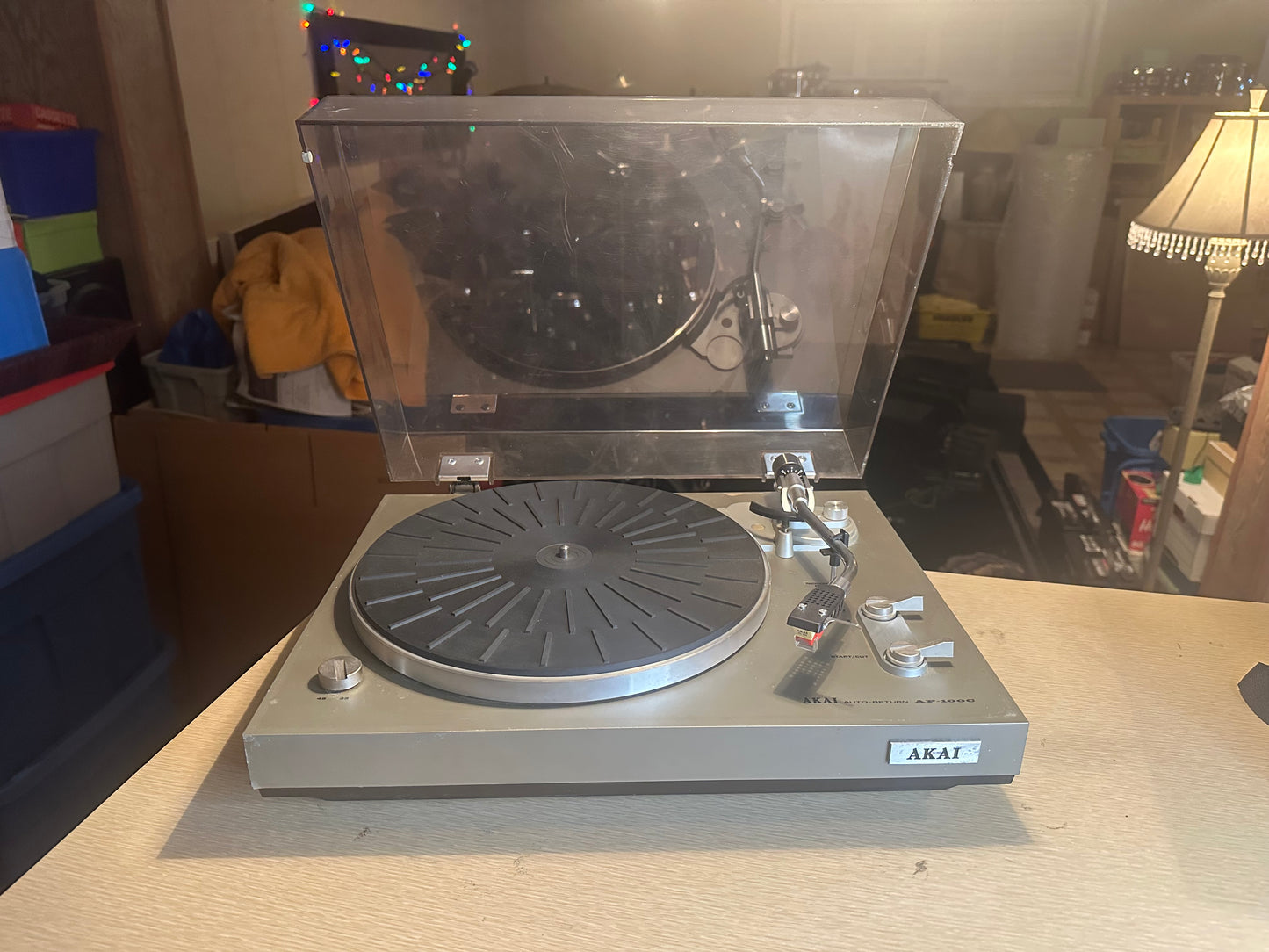 Vintage High Fidelity AKAI AP-100 C Fully Functional Extremely Rare *NEW BELT*