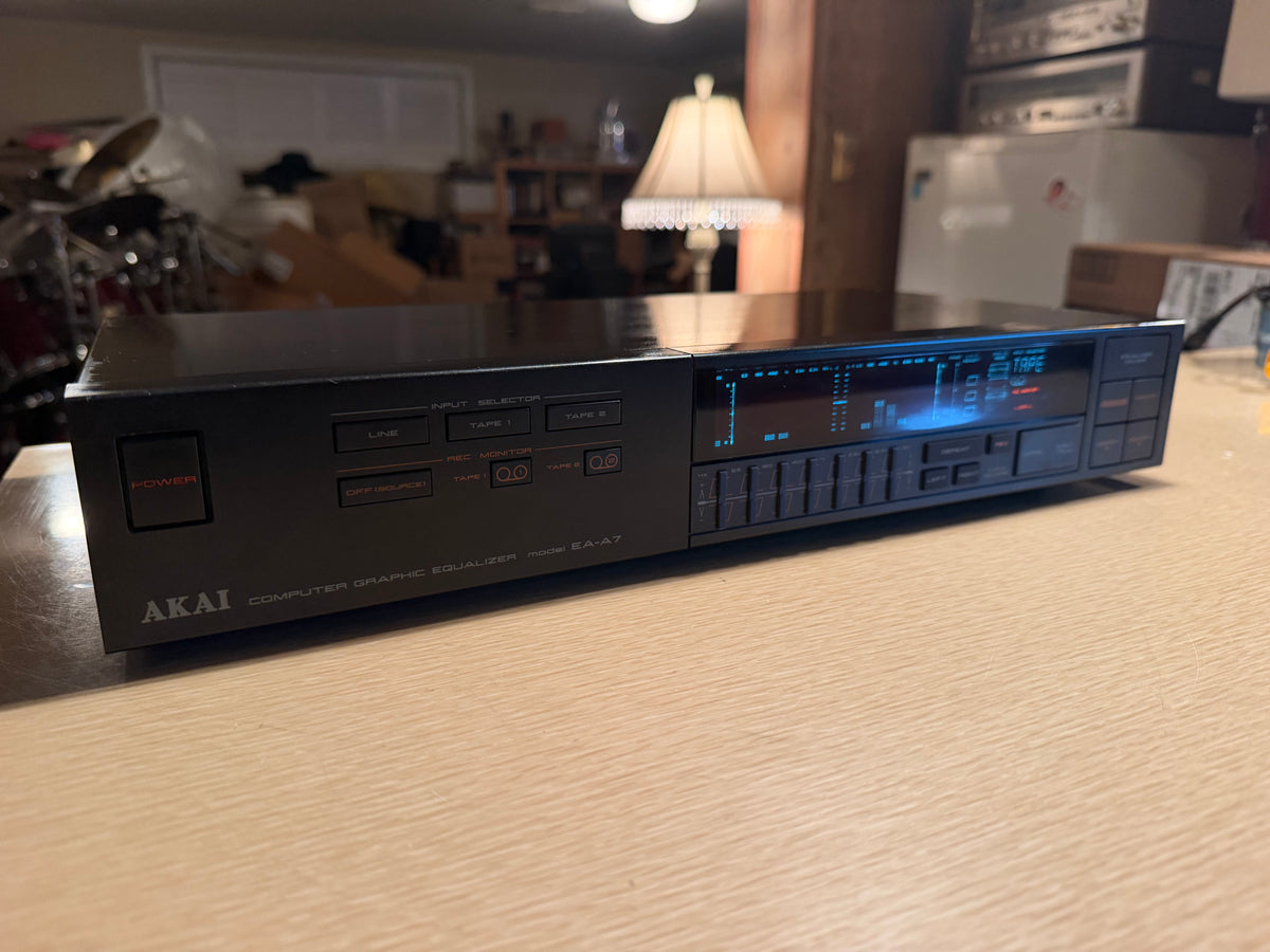 AKAI EA-A7 Digital Graphic Equalizer+Large Spectrum Analyzer Freshly Serviced🎶