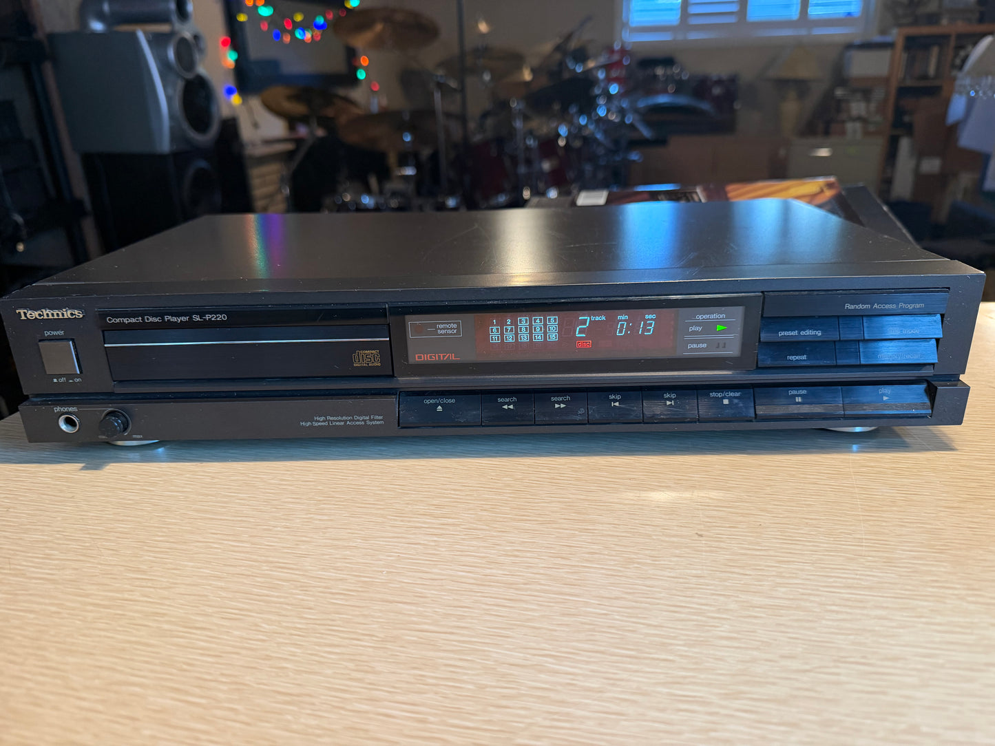 Vintage Technics SL-P220 Compact Disc Player Japan Serviced Works And Sounds GR8