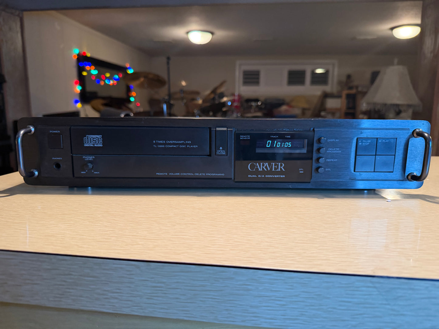 Vintage Carver TL-3200 Compact Disk Player New Belts Serviced High Fidelity