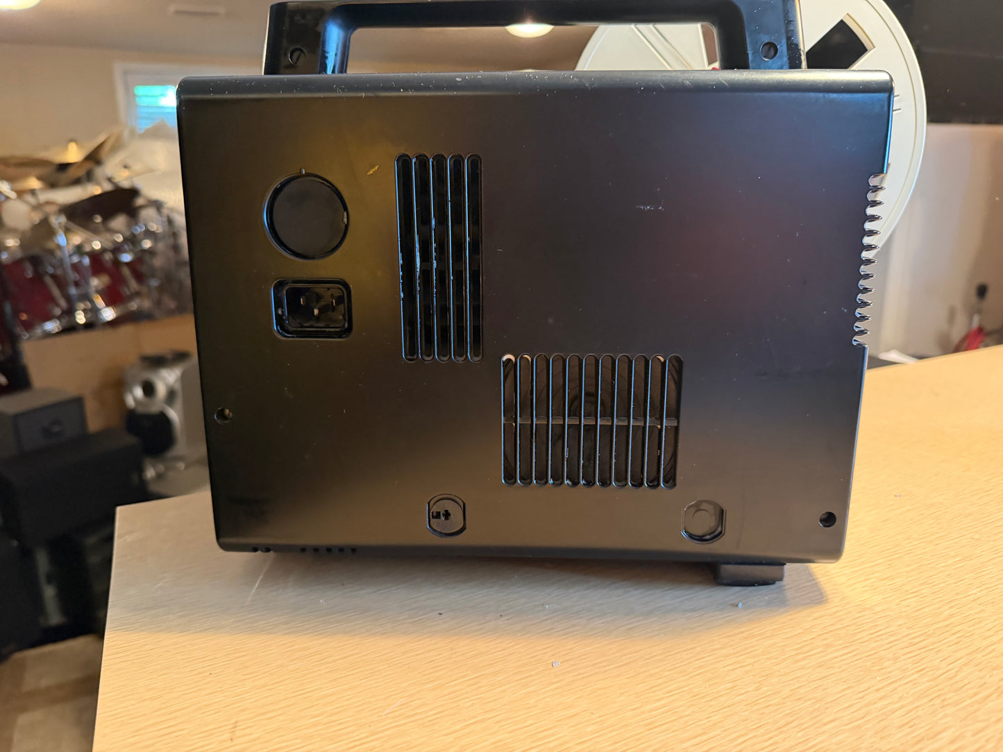 Serviced Bauer T17 Super 8 Sound Projector – Clean, Tested, Ready to Use