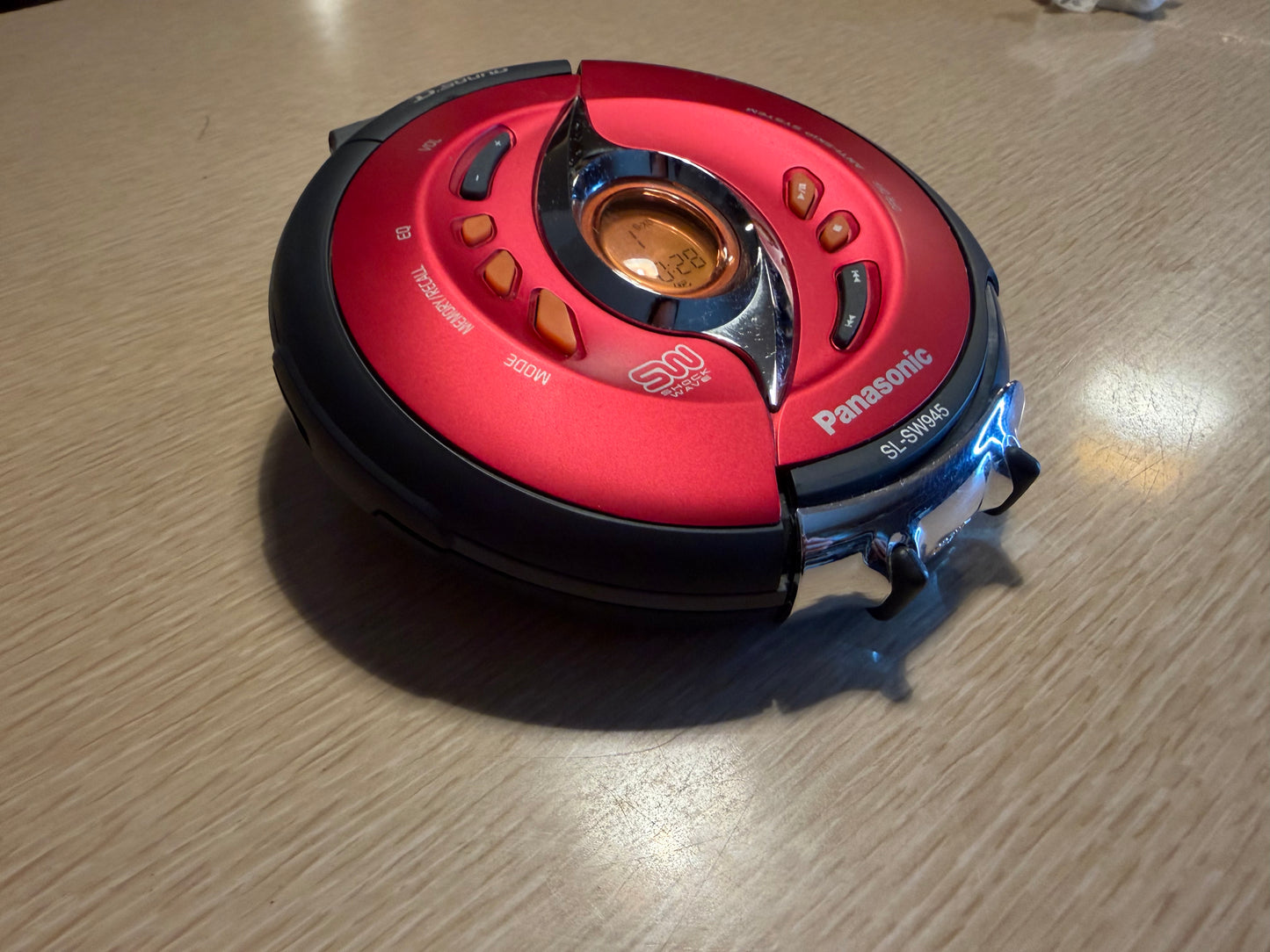 Panasonic SL-SW945P Shockwave Portable CD Player Serviced! V Rare Red Variant🔥