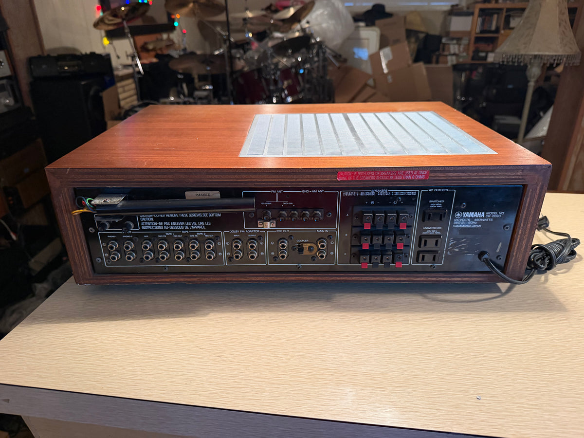 VTG 1970s Yamaha CR-2020 Natural Sound Stereo Receiver AM/FM Powers On No Sound