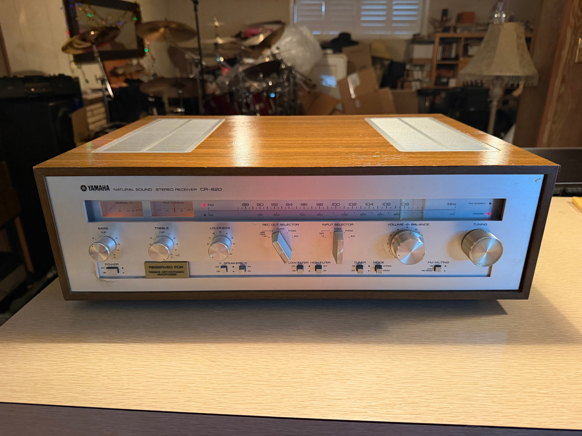 For Repair Yamaha CR-620 Natural Sound AM/FM Receiver, Powers On Volume Issue