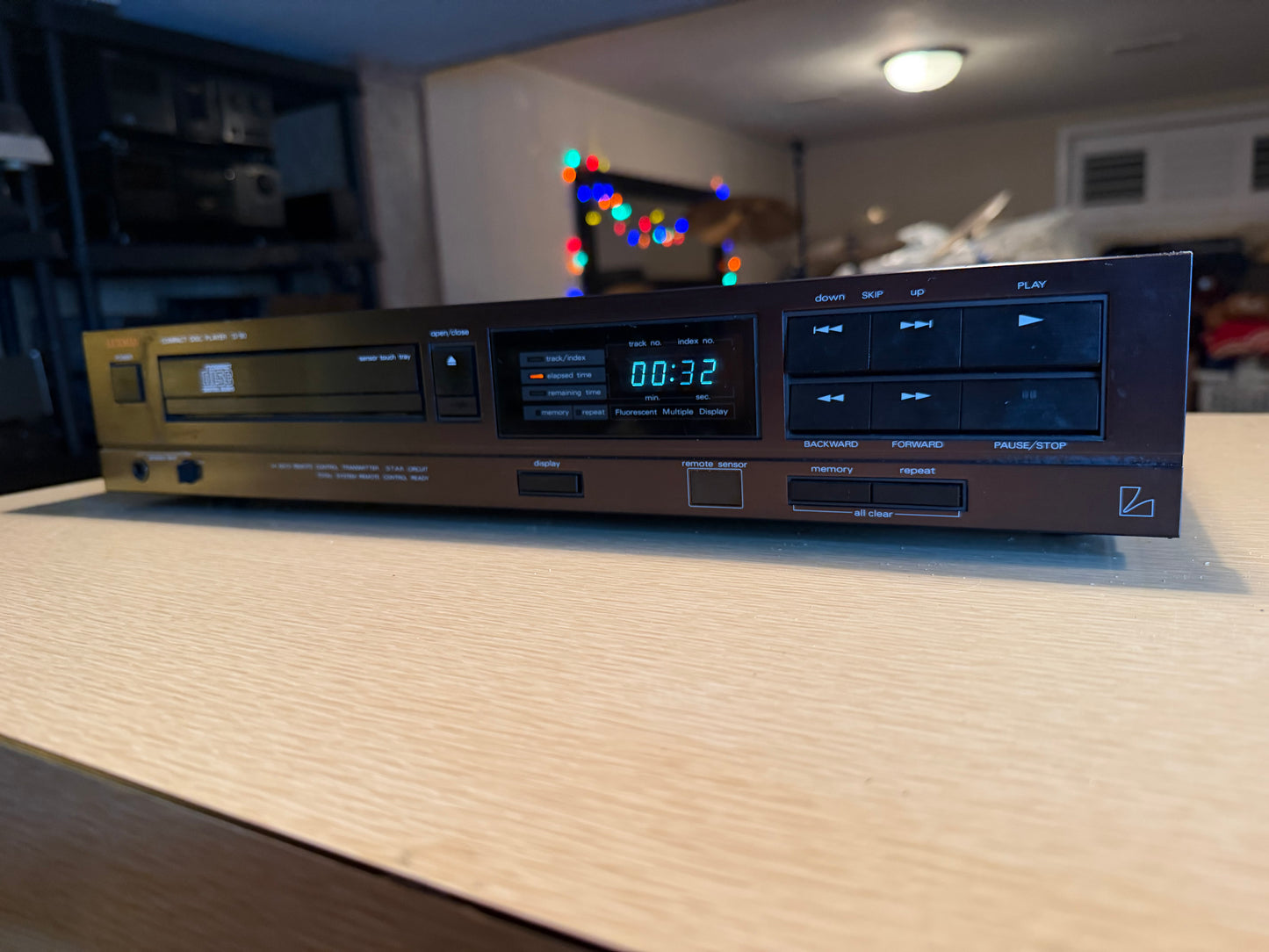 Vtg Luxman D-90 Compact CD Disc Player FRESH Servicing High Fidelity Sound Rare