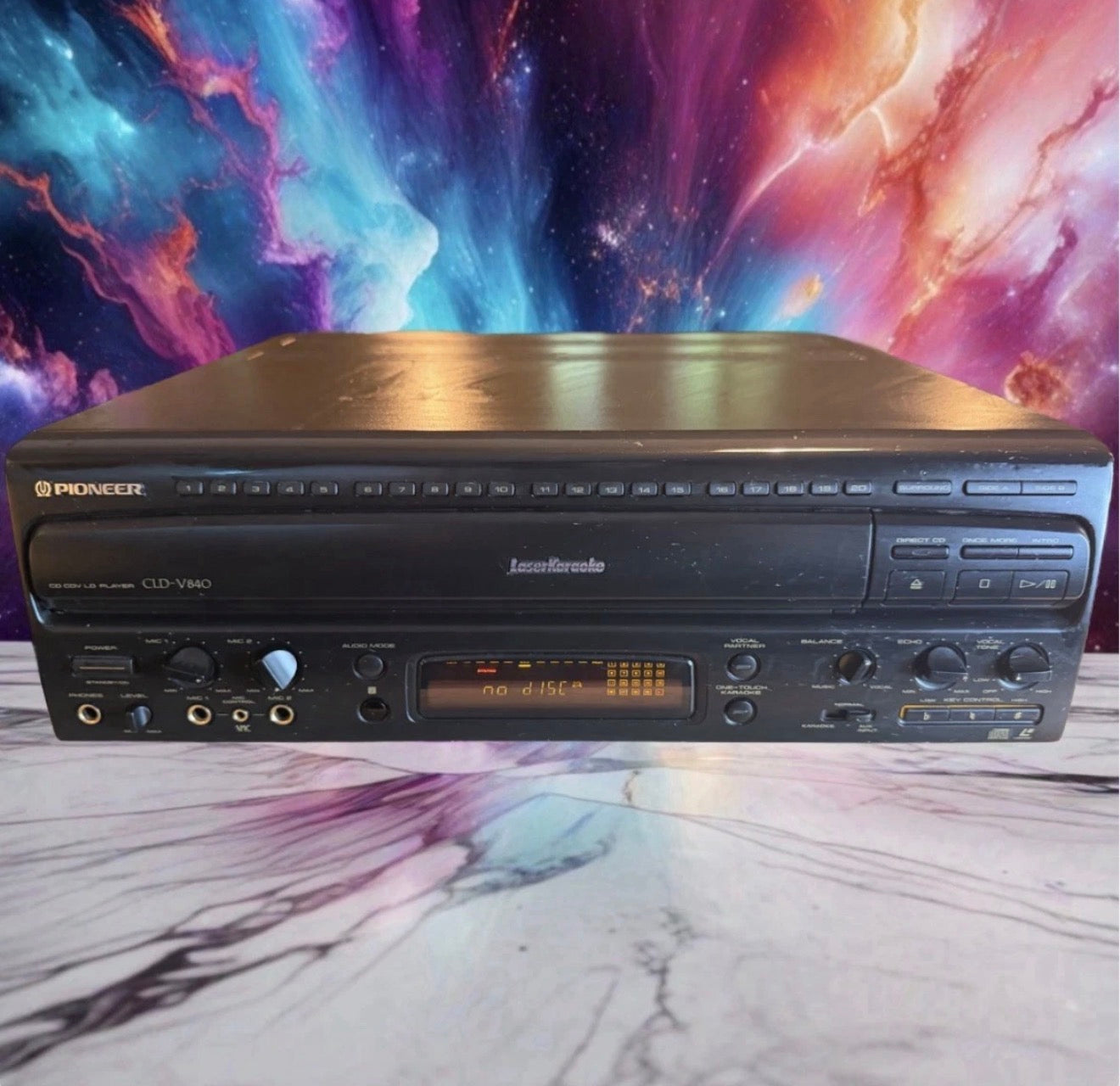 PIONEER DVL-V888 LASER DISC/DVD/VIDEO PLAYER KARAOKE-NO REMOTE-As Is - Read Desc