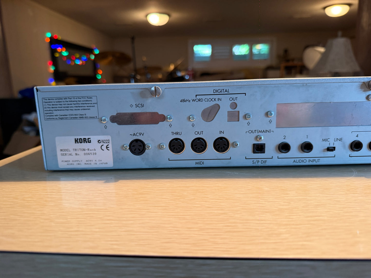 Korg Triton-Rack Expandable HI Module Sampler Synthesizer Works Needs New Screen