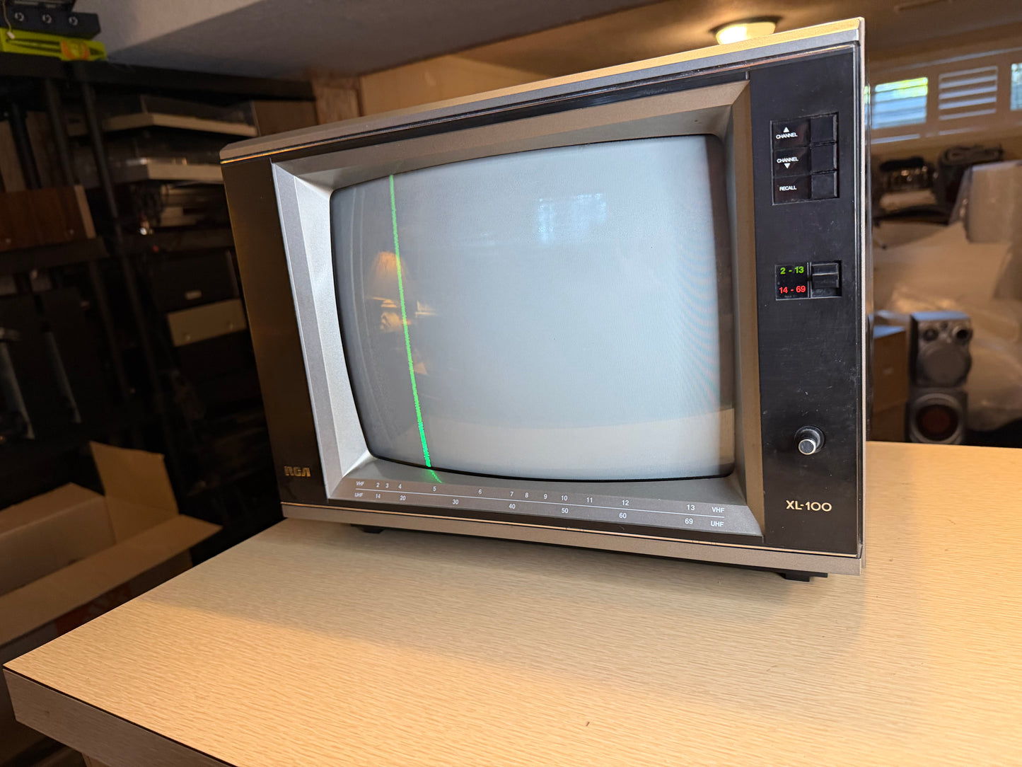 Vtg 1985 Retro 13" RCA XL-100 ELR336H CRT Push Button TV Television Tested Works