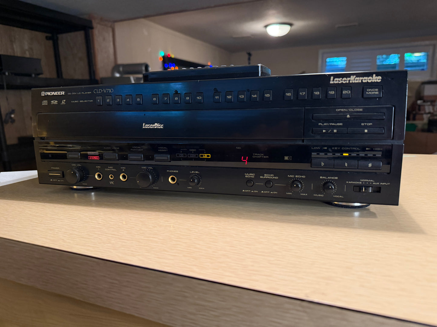 Pioneer CLD-V710 Laserdisc Karaoke Tested Works Cleaned Excellent Shape W/Remote