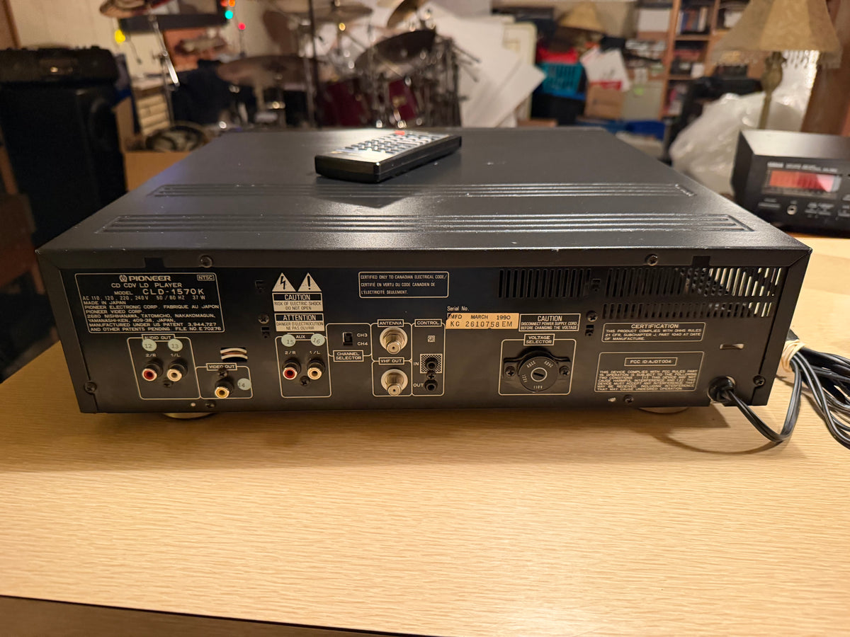 Pioneer CLD-1570k Compact Disc Laserdisc Player  Works Great Very Rare Model🔥