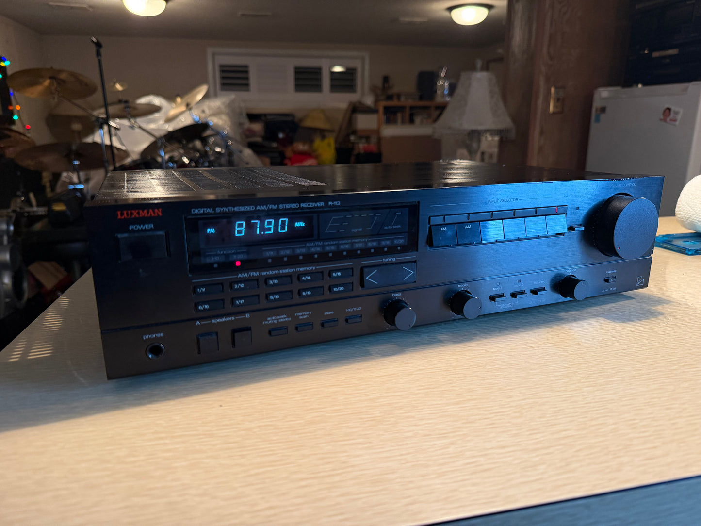 Luxman R-113 Digital Synthesizer AM/FM Stereo Receiver Cleaned & Serviced Beauty