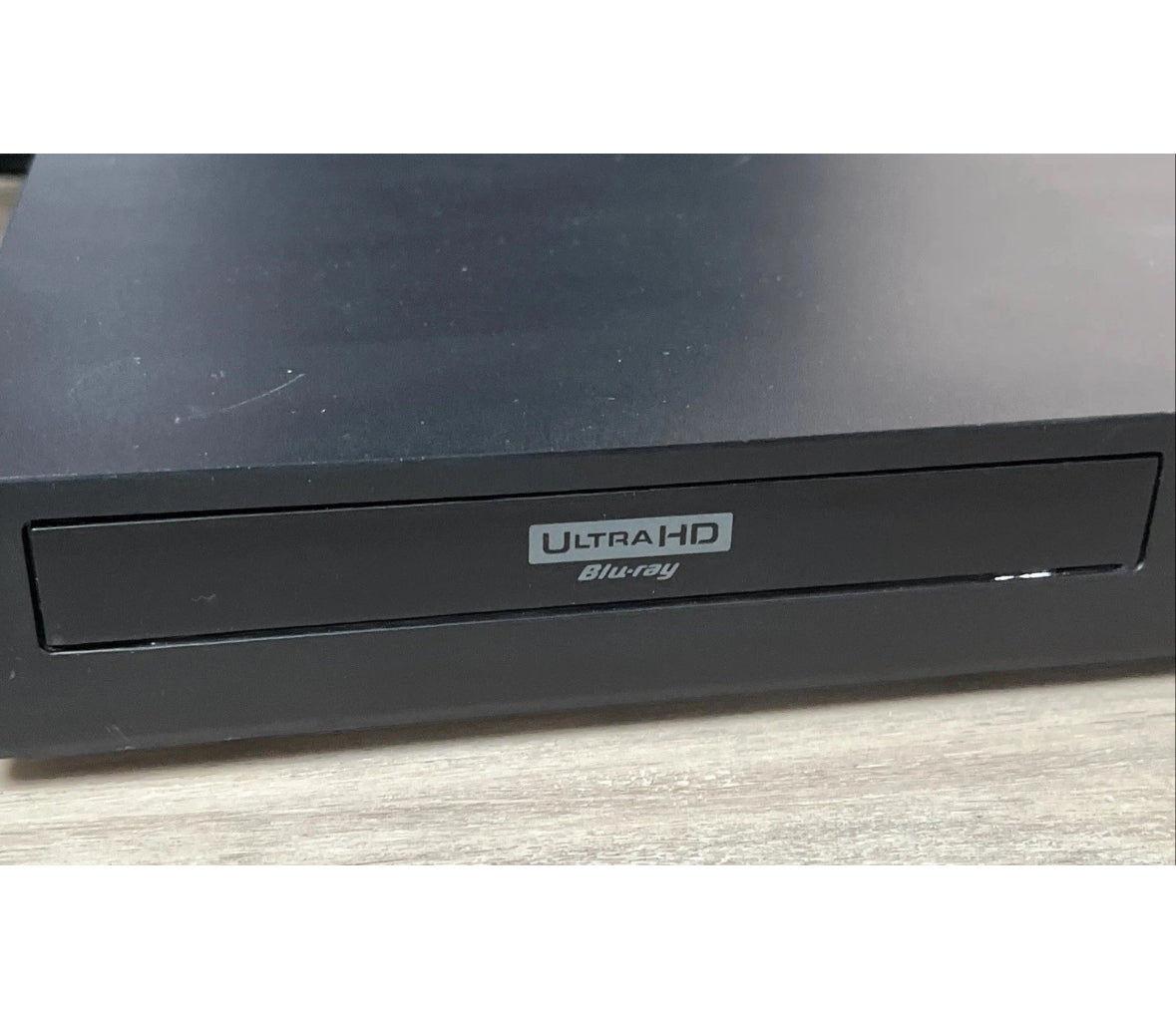 LG UBK80 4K ULTRA HD 3D Blu-Ray Disc Player with new Remote