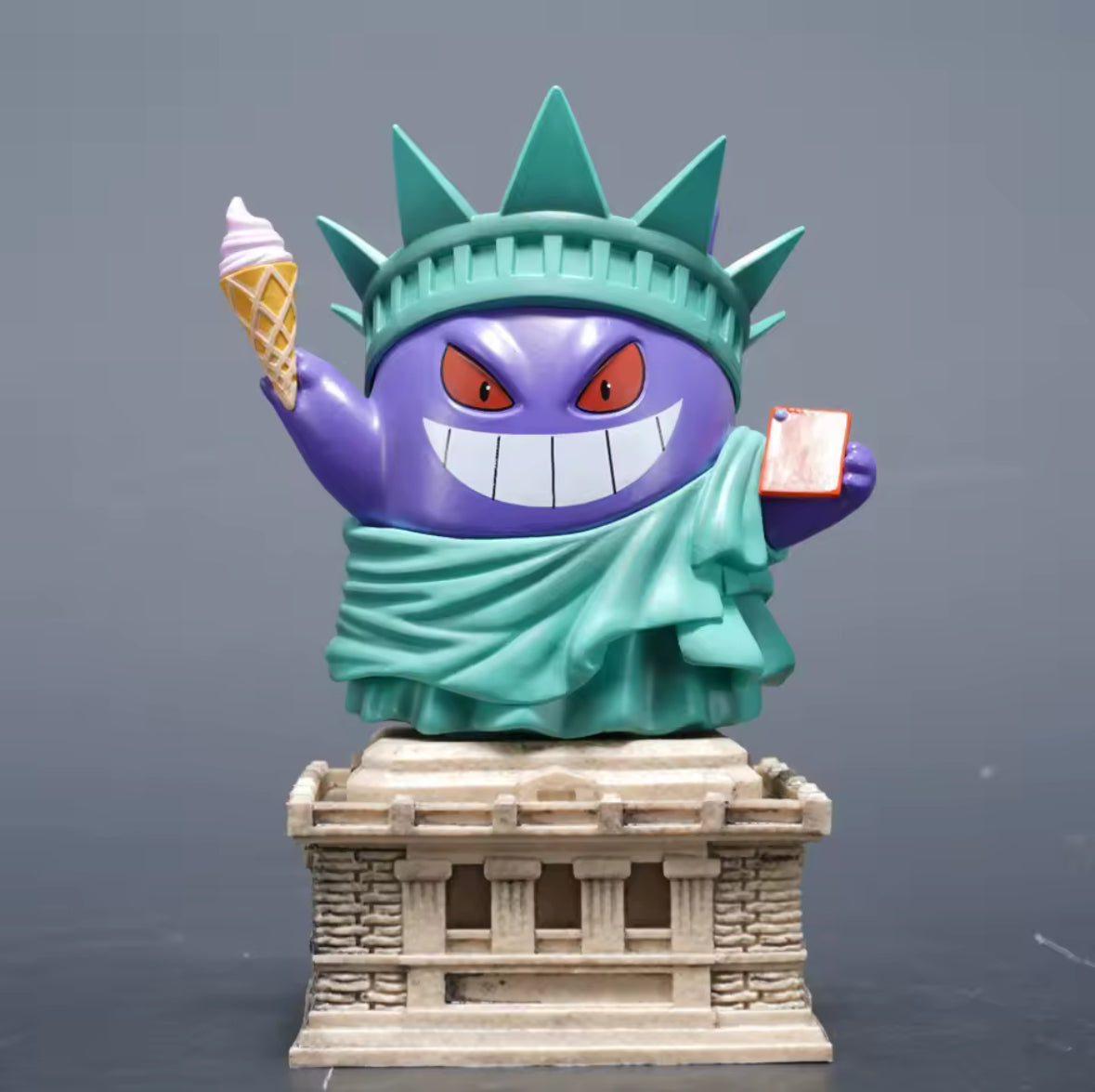 PokéMon Gengar COS Statue of Liberty Anime Figure Cute Brand New Gift