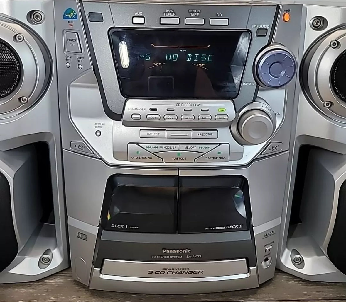 Panasonic Stereo System 5 Disk CD Changer SA-AK33 Deep Bass W/ Remote Gray