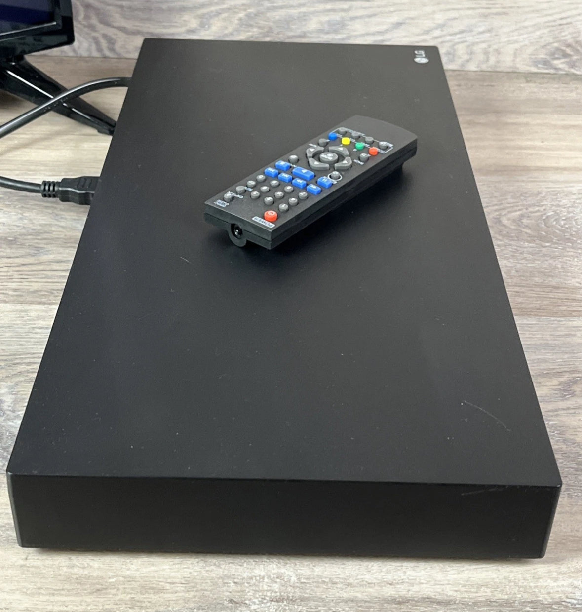 LG UBK80 4K ULTRA HD 3D Blu-Ray Disc Player with new Remote