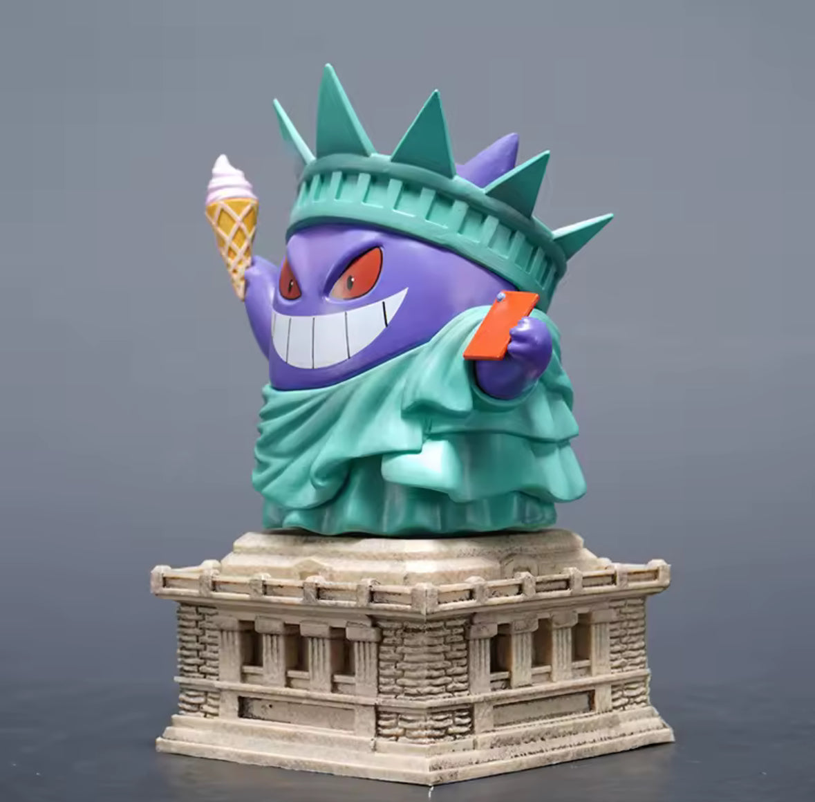 PokéMon Gengar COS Statue of Liberty Anime Figure Cute Brand New Gift