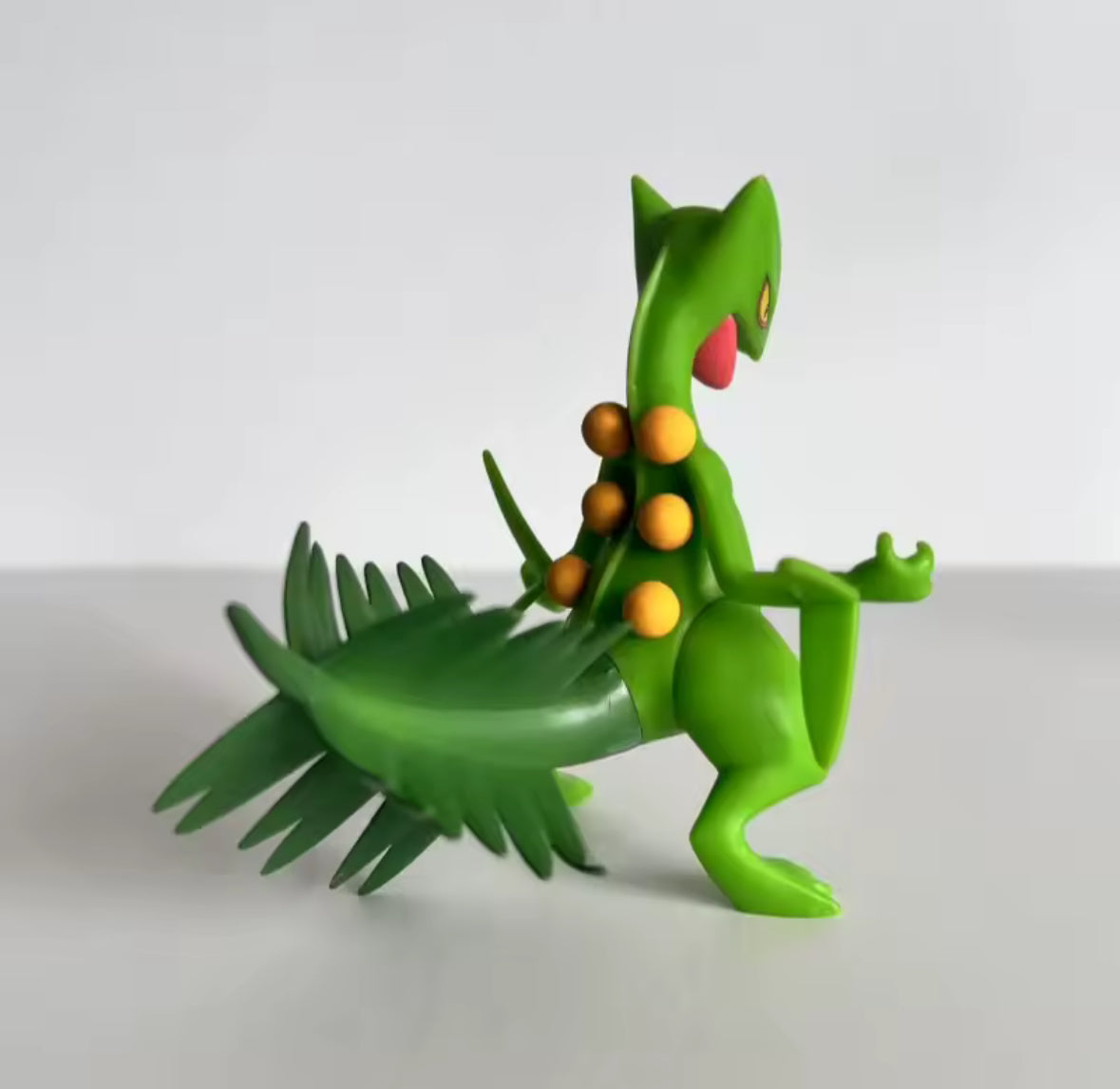 Brand New 10cm RarePokemon Sceptile Pvc Statue Action Figure With Box Gift
