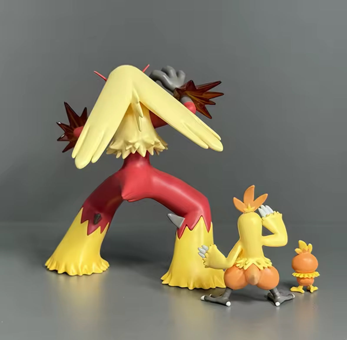 Pokemon Figure Blaziken Torchic Combusken Evolutionary Group Action Figures NEW