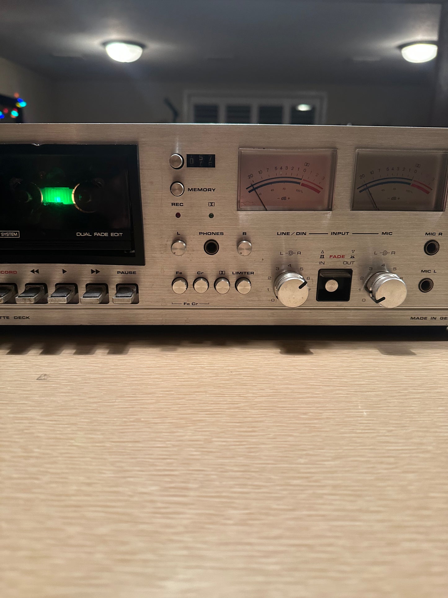 Silver DUAL C819 STEREO CASSETTE DECK Tested Rare Vers. Translucent Open Lid Top