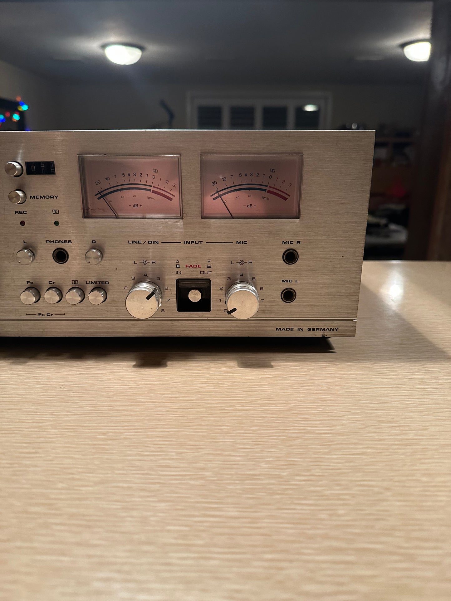 Silver DUAL C819 STEREO CASSETTE DECK Tested Rare Vers. Translucent Open Lid Top