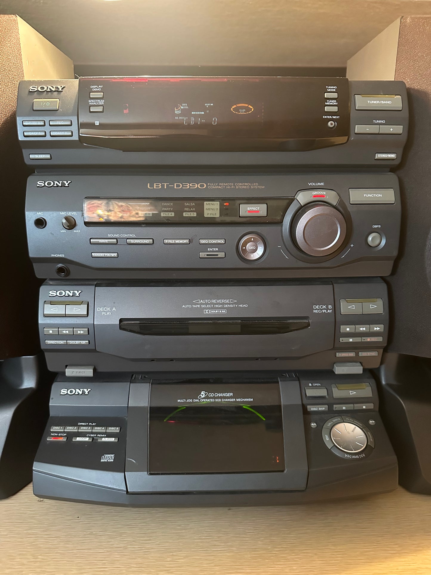 Vintage 1997 Sony LBT-D390 Stereo System With Speakers Tested Working Monster