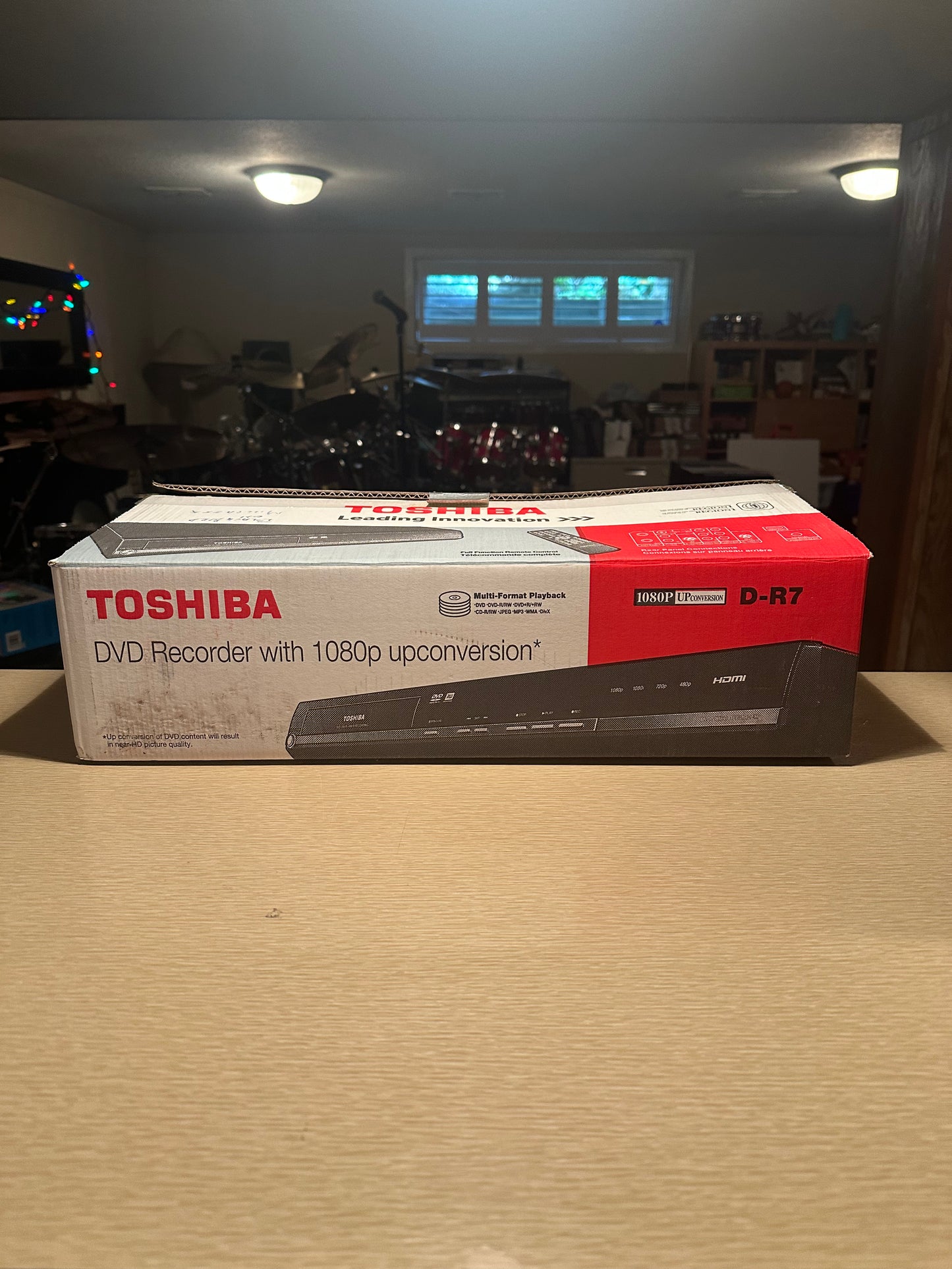 Toshiba DVD Recorder/Player D-R7 W/ HDMI W/ Remote 1080P Upscaling NEW OPEN BOX