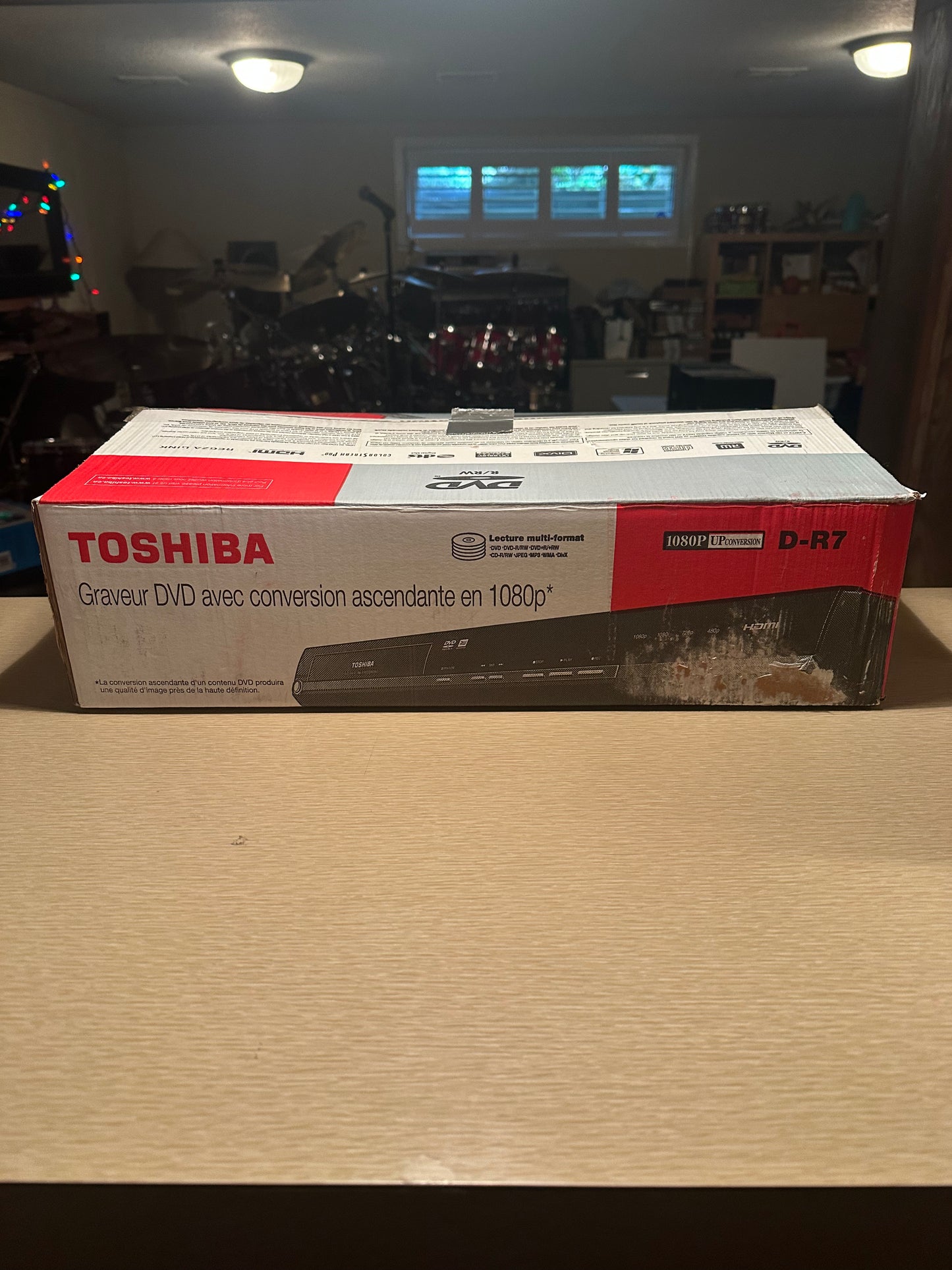 Toshiba DVD Recorder/Player D-R7 W/ HDMI W/ Remote 1080P Upscaling NEW OPEN BOX