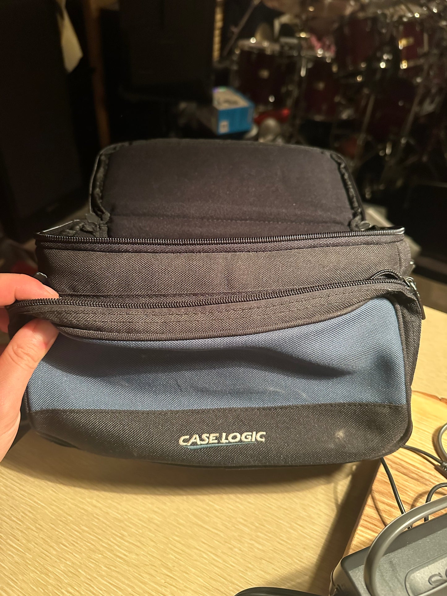 Sony Handycam CCD-TRV46 Video Hi8 Camcorder, Charger & More Tested Fully Works!