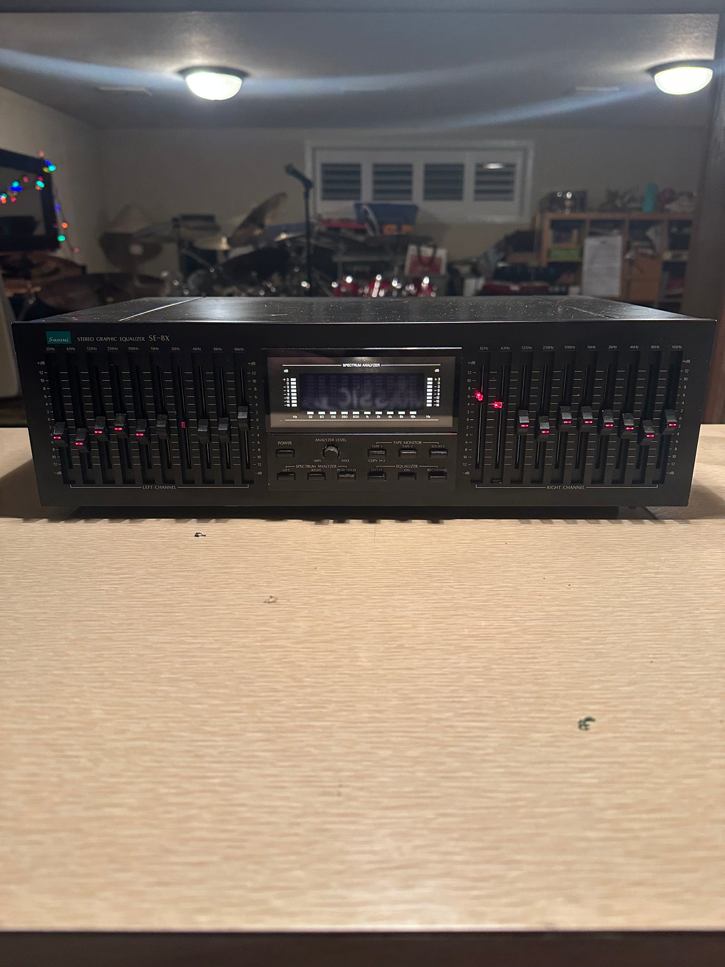 SANSUI SE-8X Black Vintage Stereo Graphic Equalizer - All Functions Working Read