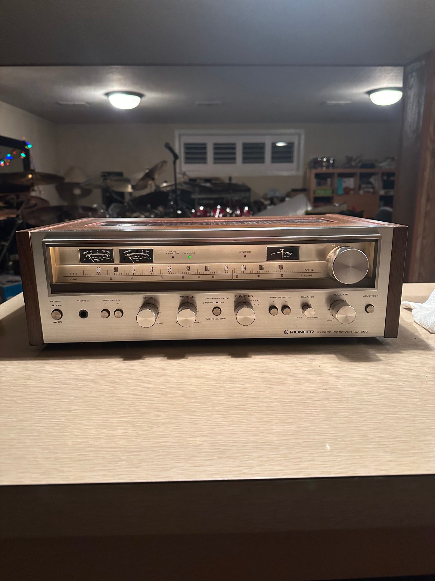 PIONEER SX-680 VINTAGE AM/FM STEREO RECEIVER - SERVICED - CLEANED - TESTED